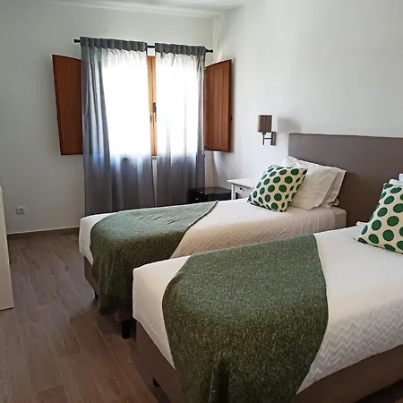 Porto D'abrigo - Local Bed & Breakfast Sardoal