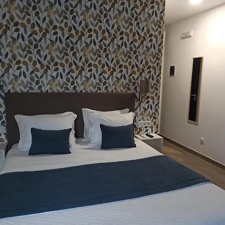 Porto D'abrigo - Local فندق مبيت وإفطار 3*